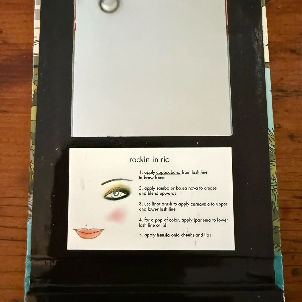 Stila Rockin in Rio Vibrant Palette, New, Makeup